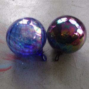 Lot 2 Glass Art Studio blown art glass Christmas tree ornament iridescent